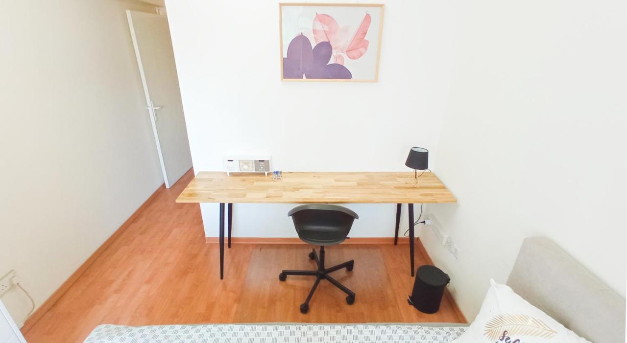 1A Beach & Business Apartment In The City Center! Λάρνακα Εξωτερικό φωτογραφία