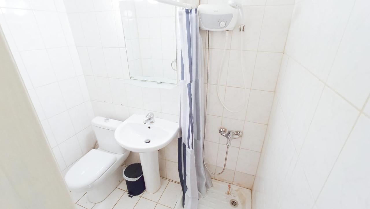1A Beach & Business Apartment In The City Center! Λάρνακα Εξωτερικό φωτογραφία