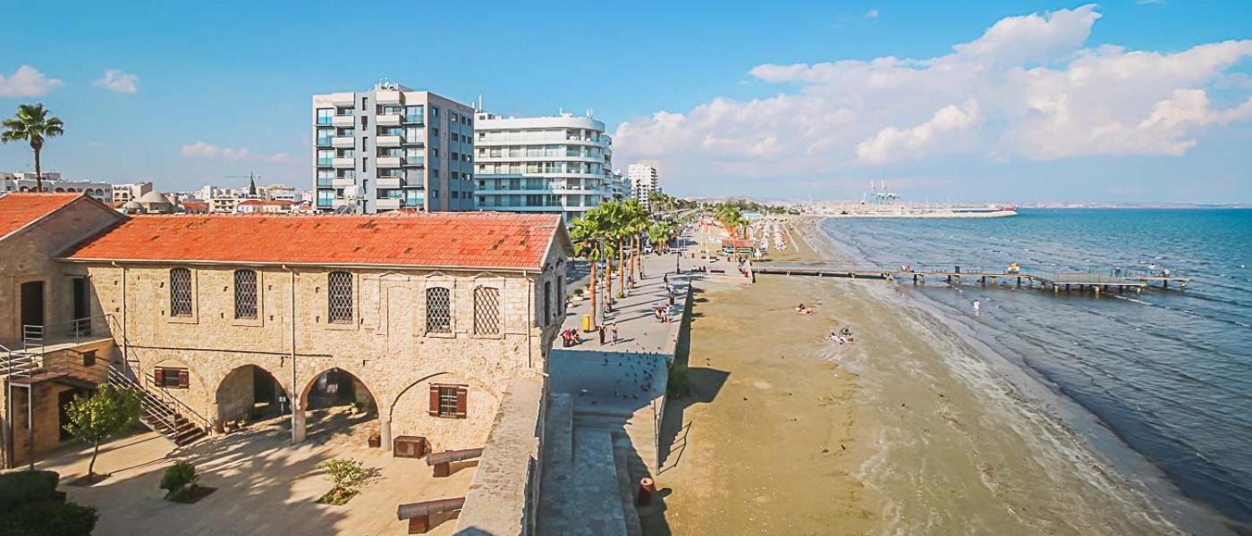 1A Beach & Business Apartment In The City Center! Λάρνακα Εξωτερικό φωτογραφία